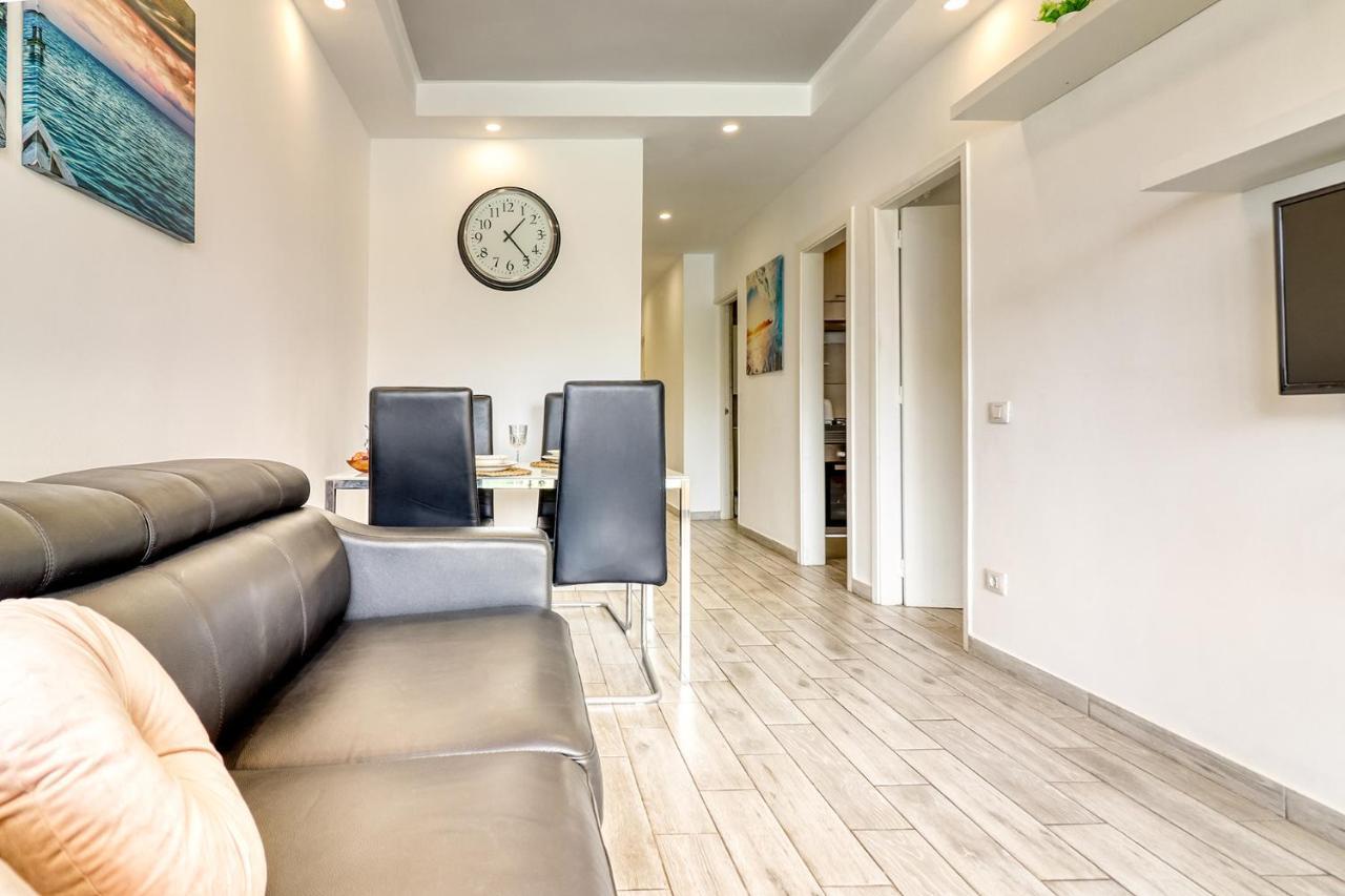 Modern Apartment With An Addictive Terrace View Los Cristianos  Extérieur photo