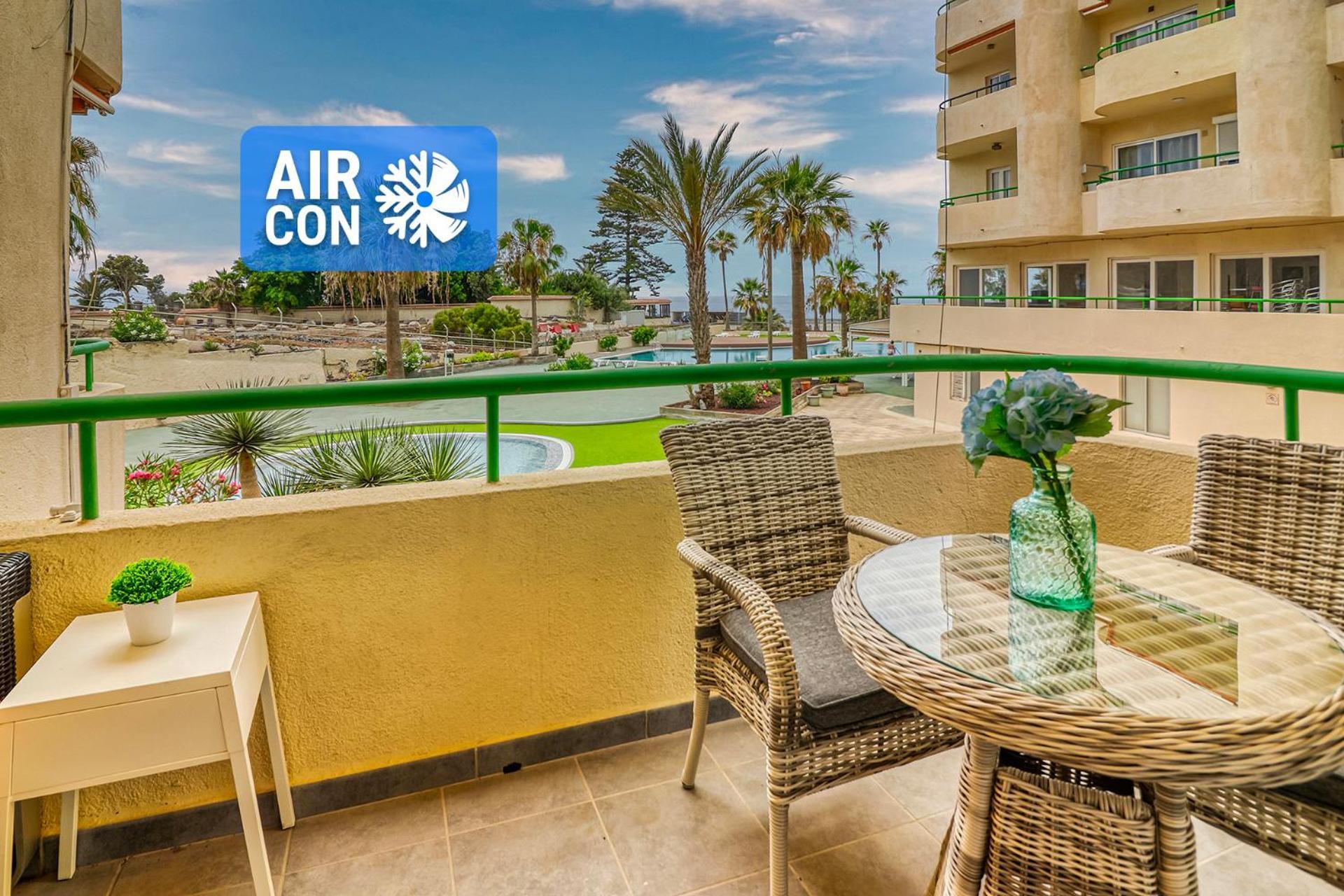 Modern Apartment With An Addictive Terrace View Los Cristianos  Extérieur photo
